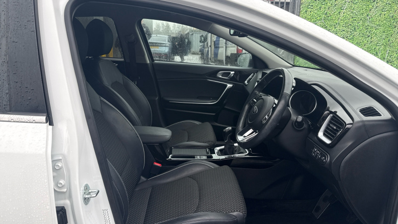 Kia Xceed 1.0T GDi ISG 3 5dr Petrol Hatchback